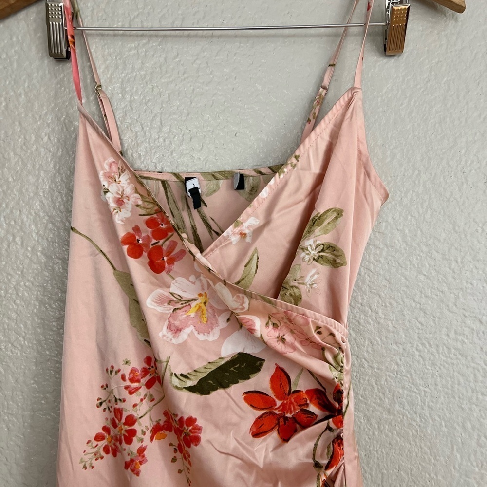 NWOT Remarkable Entrance Pink Floral Print Satin Midi Dress - Picture 3 of 9
